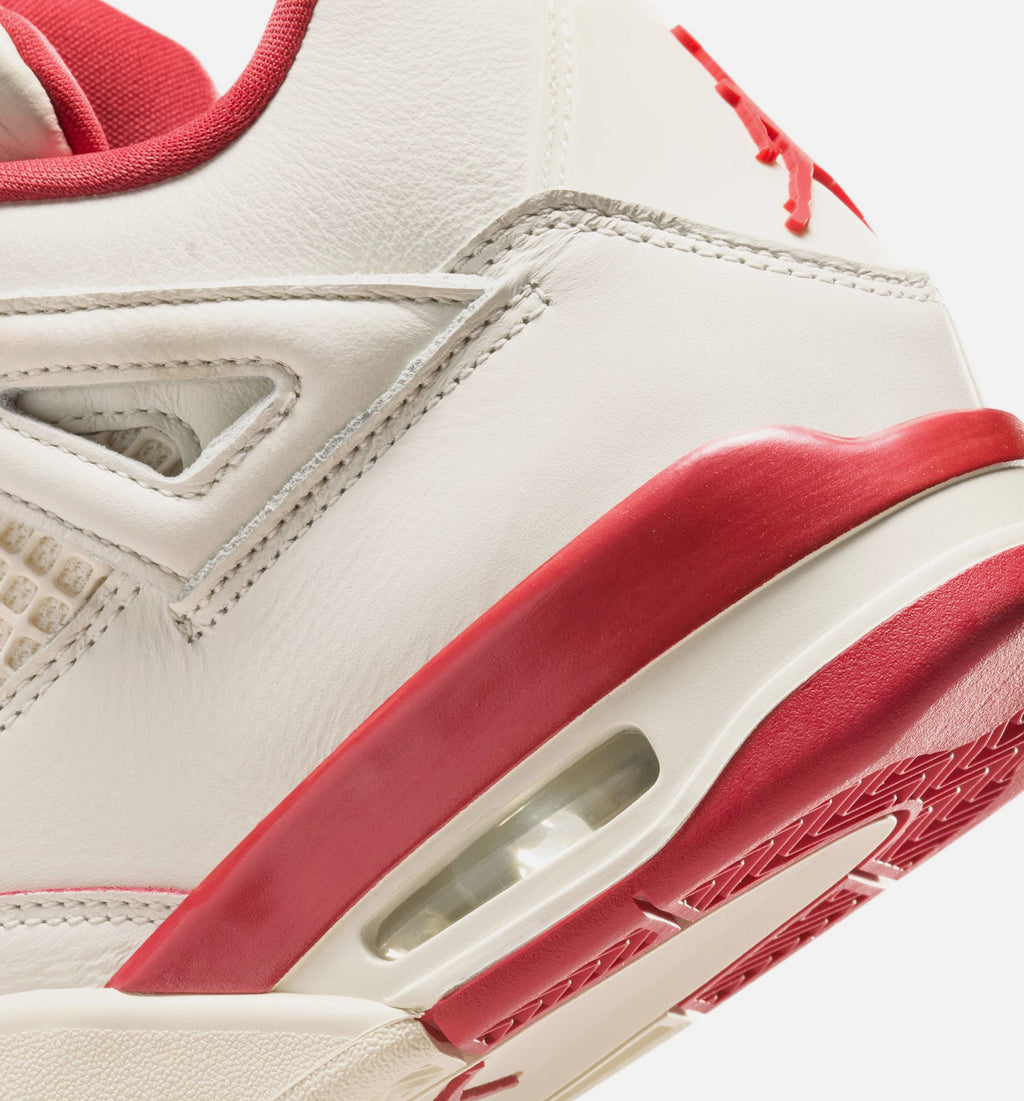 Air Jordan 4 Retro “Valentine's Day” 女款休闲鞋