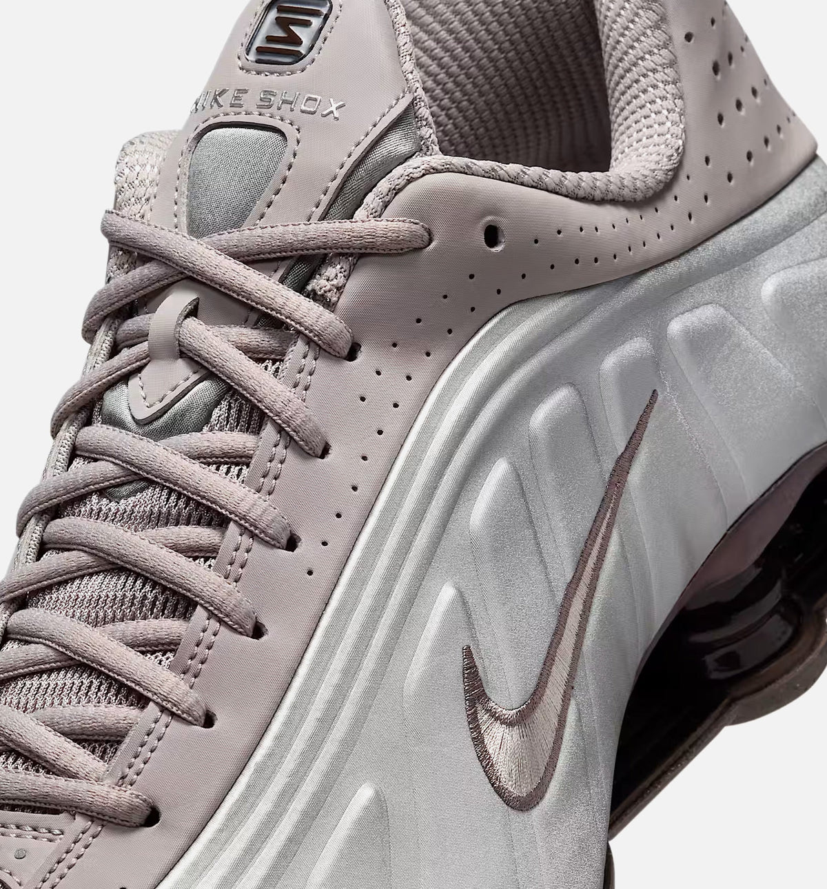 Nike Shox R4 “Cave Stone / College Grey / Baroque Brown” 男士休闲鞋