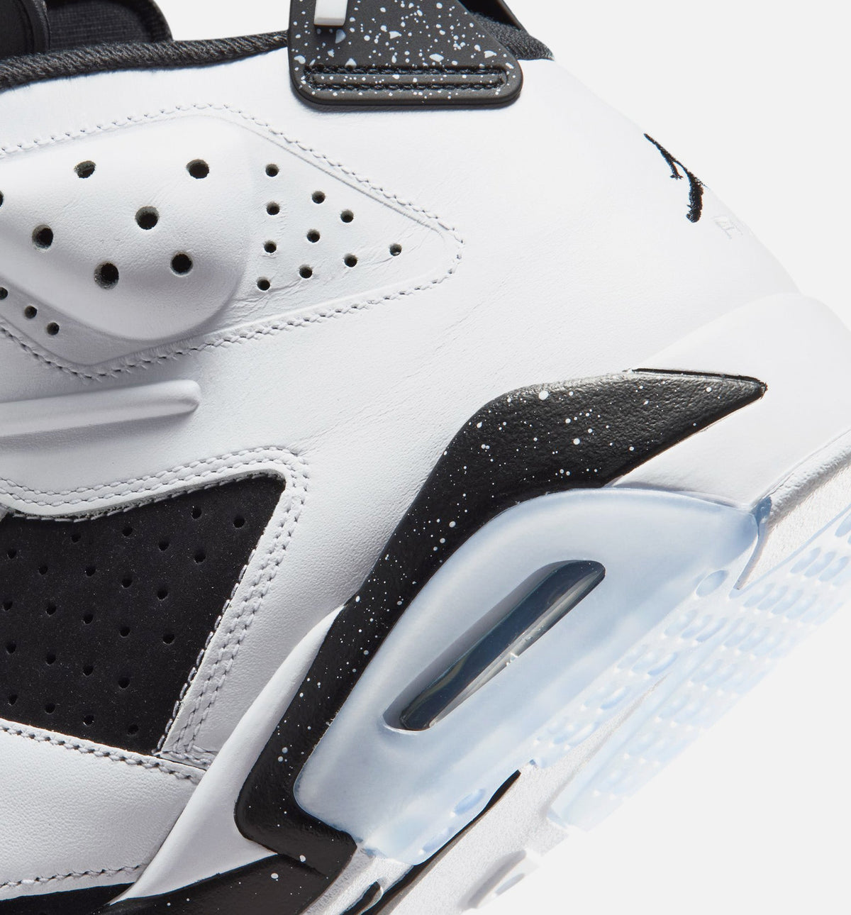 Air Jordan 6 Retro 黑白配色男士休闲鞋