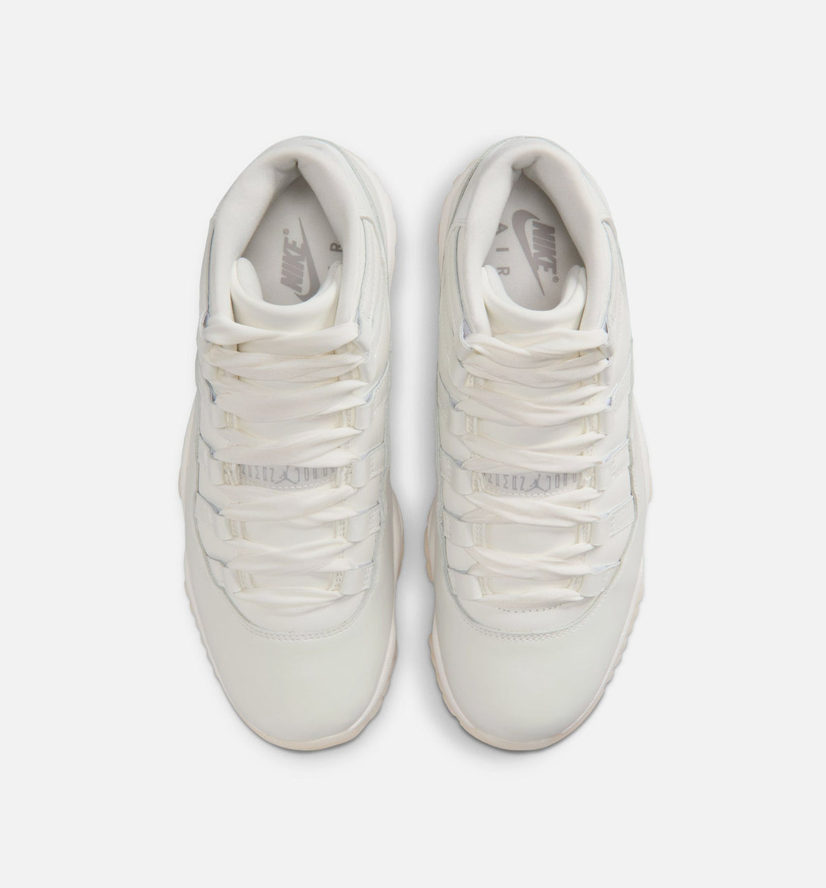 Air Jordan 11 Retro “Pearl” 女款休闲鞋