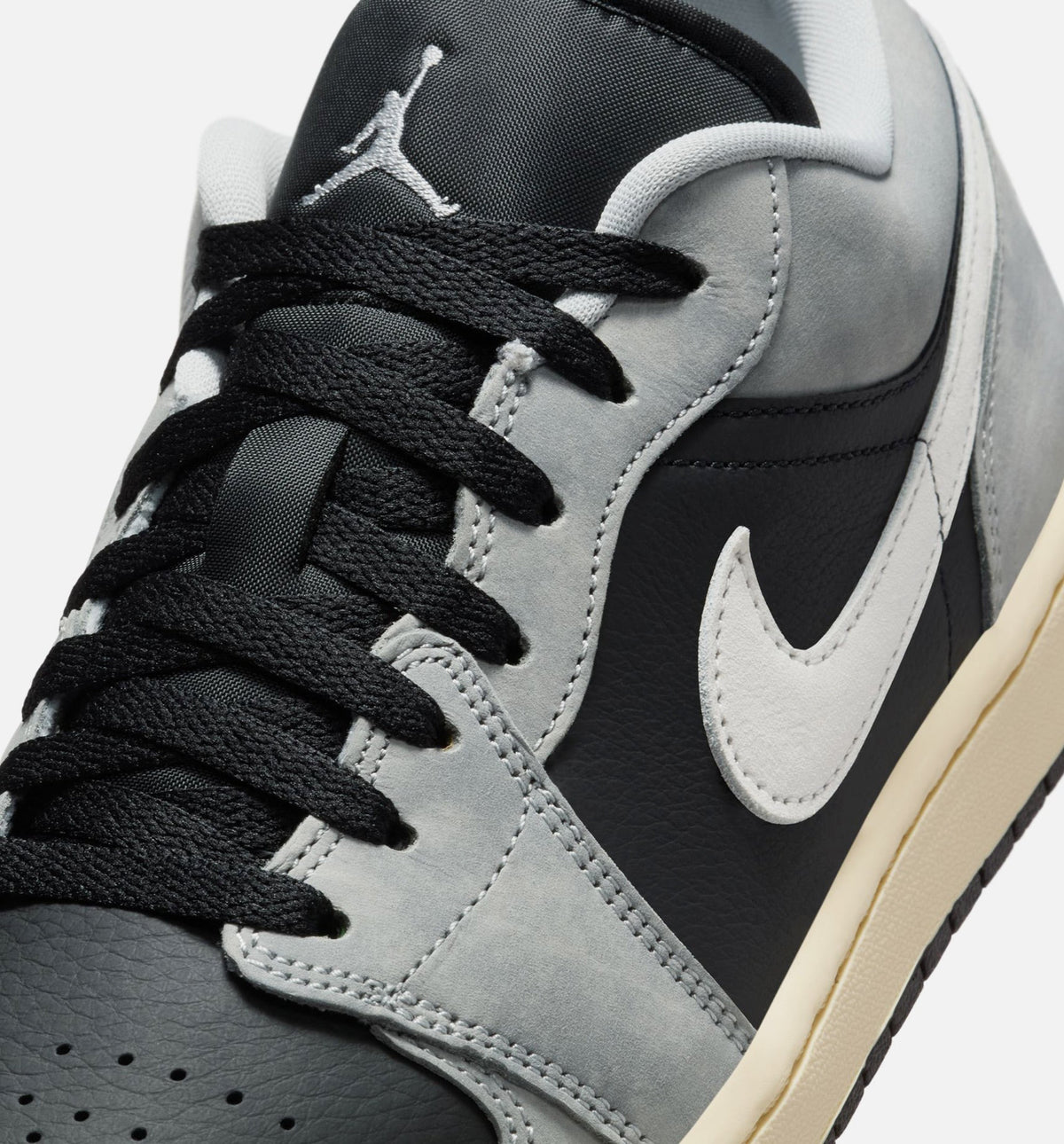 Air Jordan 1 Low SE “Light Smoke Grey” 男士休闲鞋