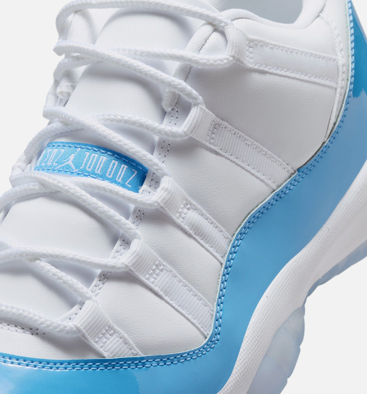 Air Jordan 11 Retro Low “University Blue” 男士休闲鞋
