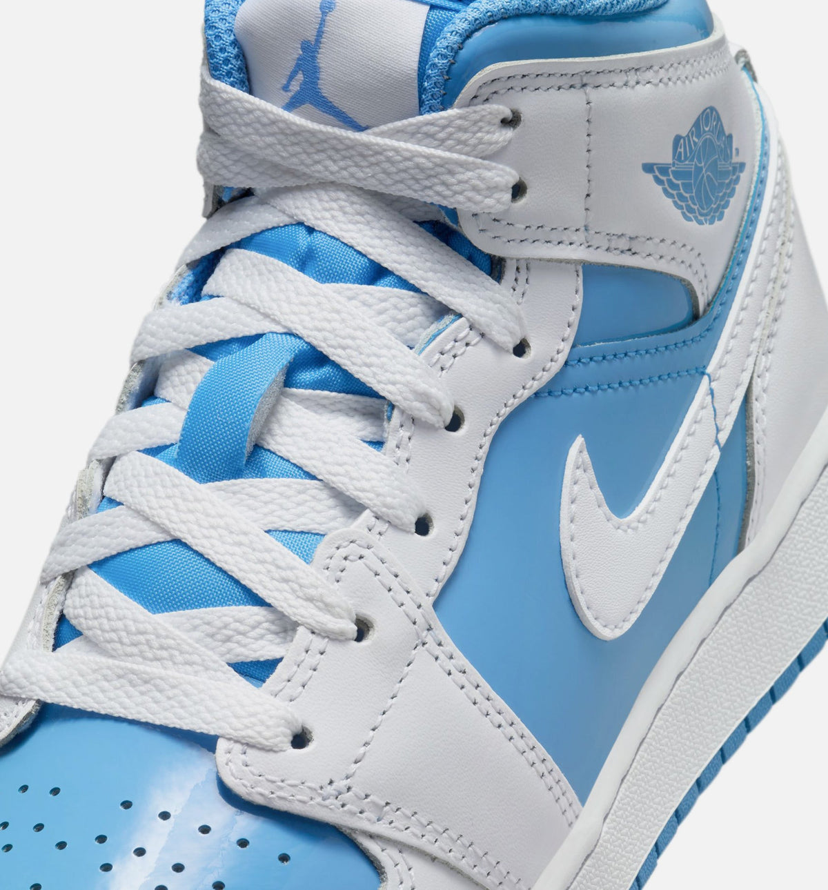 Air Jordan 1 Mid “Legend Blue” 大童休闲鞋