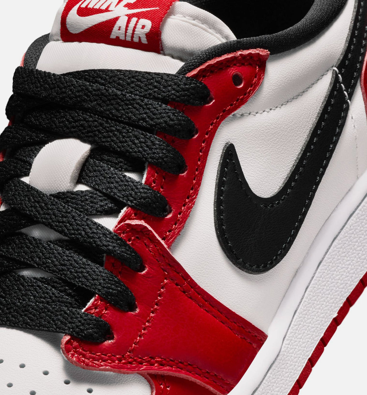Air Jordan 1 Retro Low OG “Chicago” 大童低帮休闲鞋 (GS)