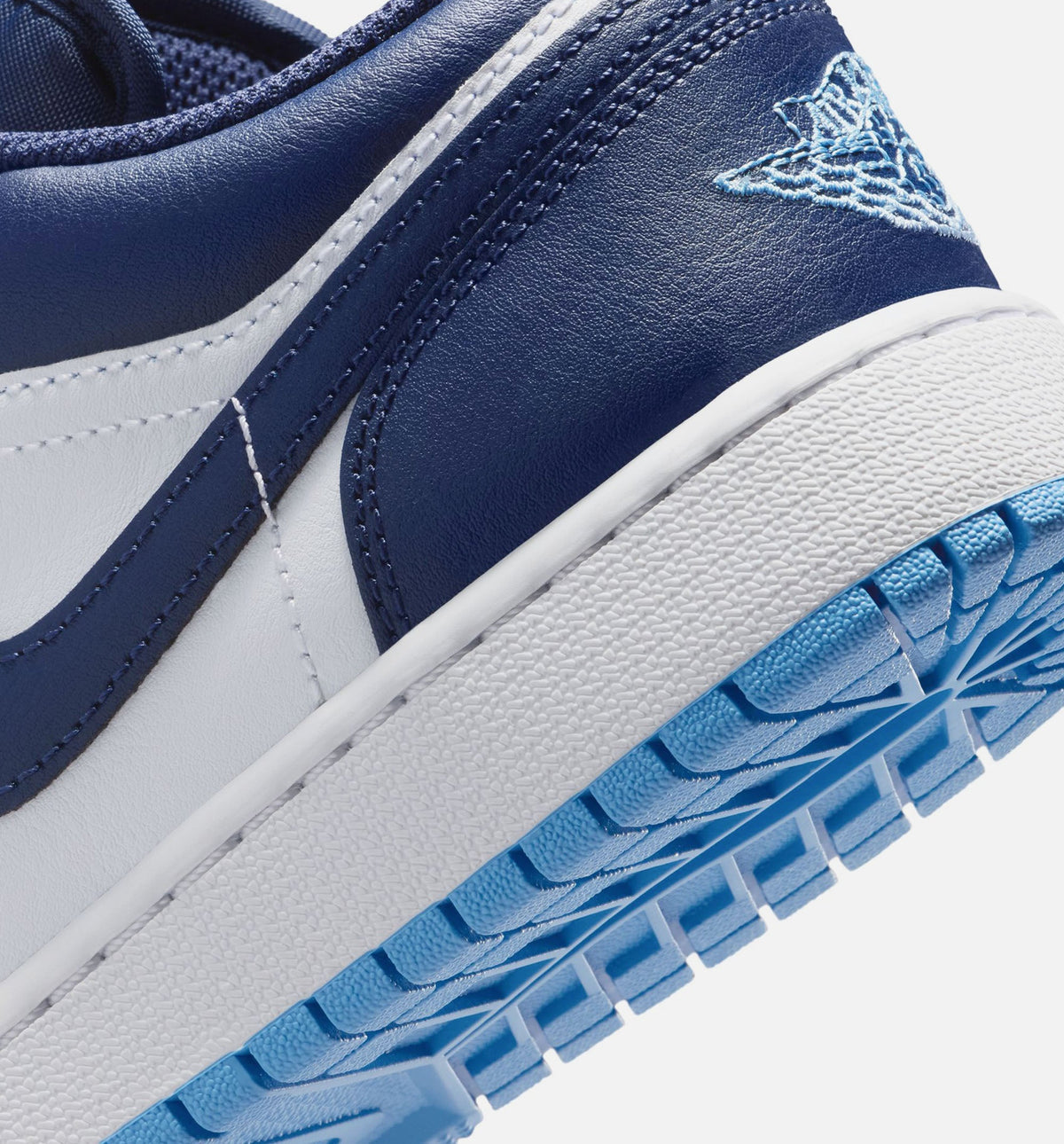 Air Jordan 1 Low “Midnight Navy” 大童休闲鞋