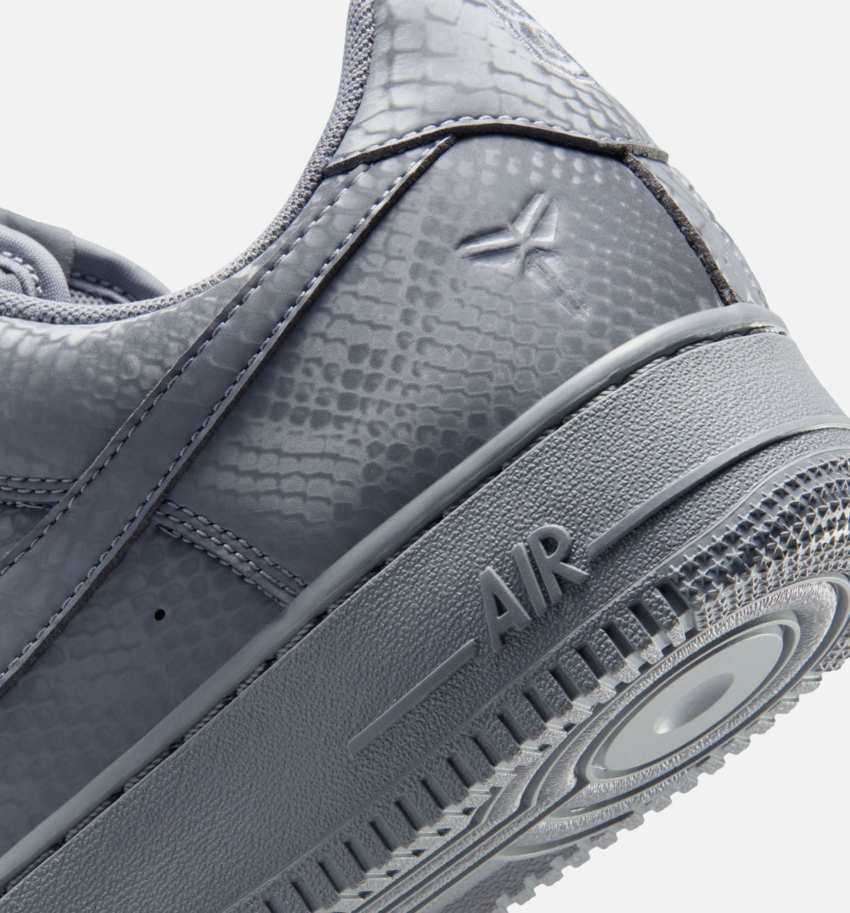 Kobe Air Force 1 Low “Cool Grey / Wolf Grey” 男士休闲鞋