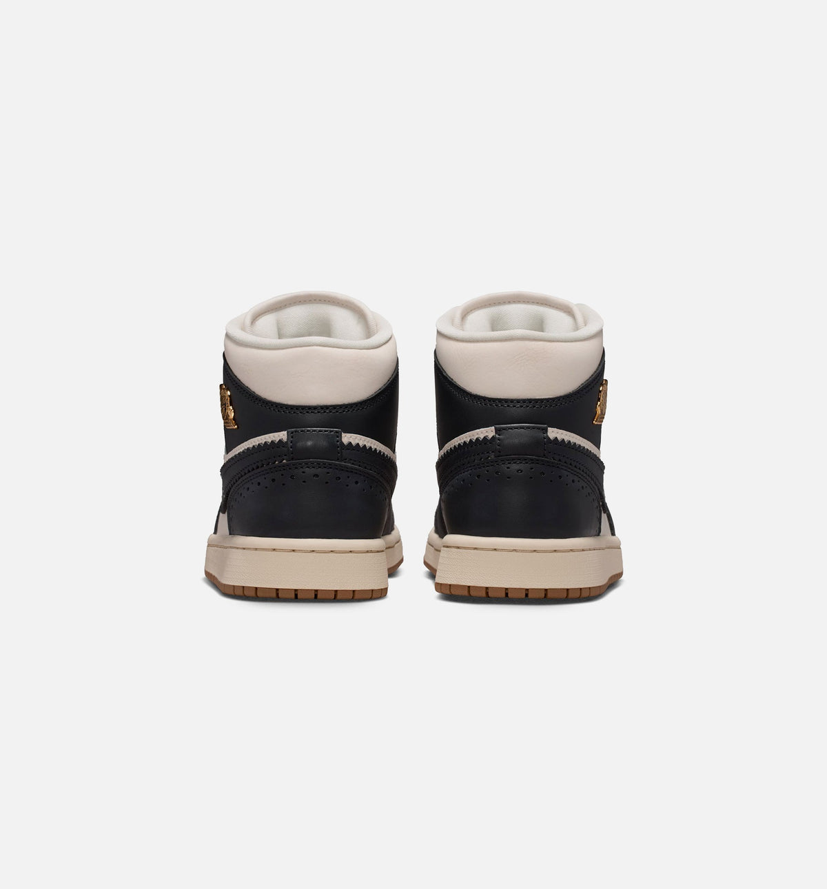Air Jordan 1 Mid SE “Off-Noir Chalk Pearl White” 女士休闲鞋