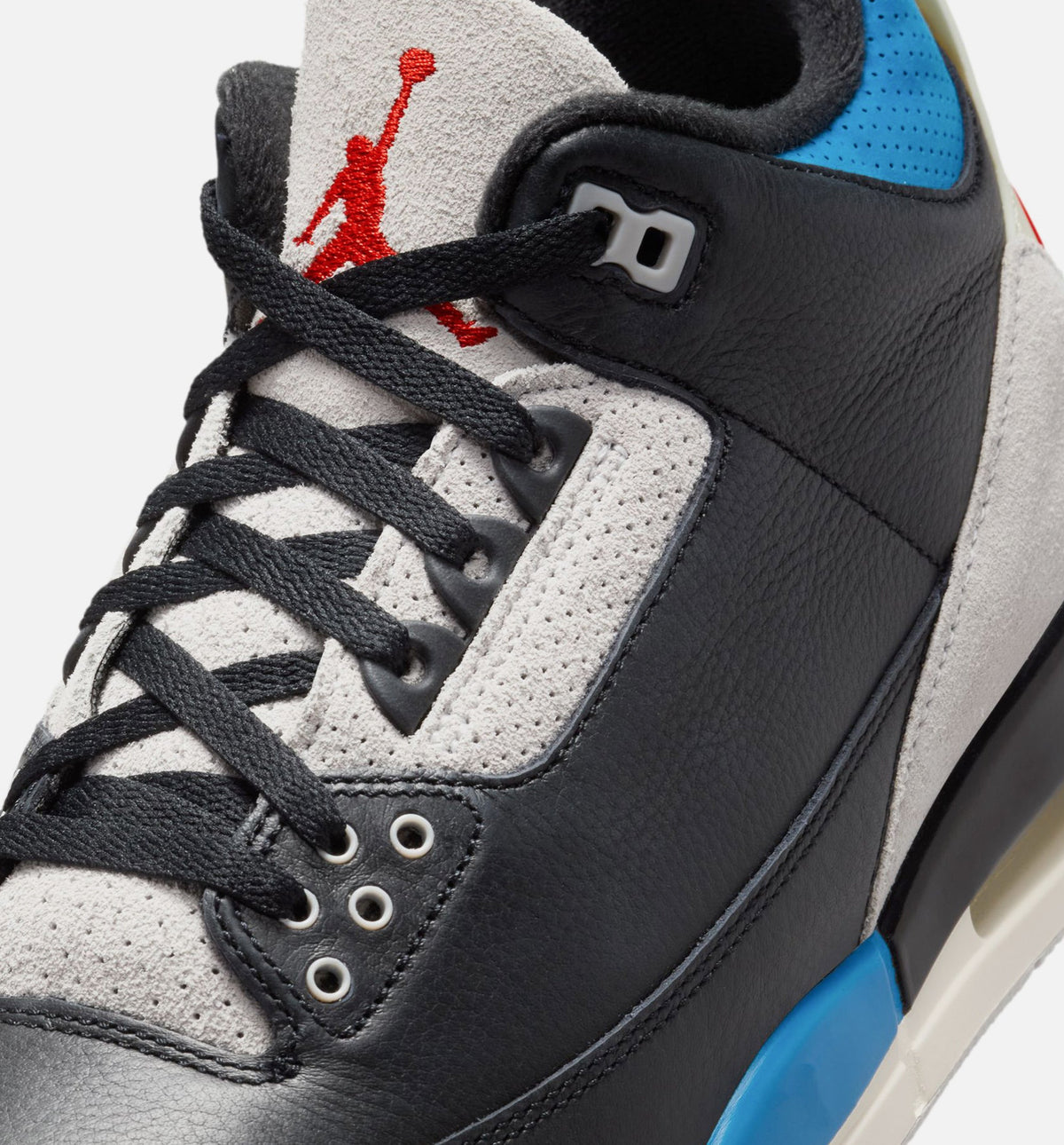 Air Jordan 3 Retro OG “Rare Air” 男士休闲鞋
