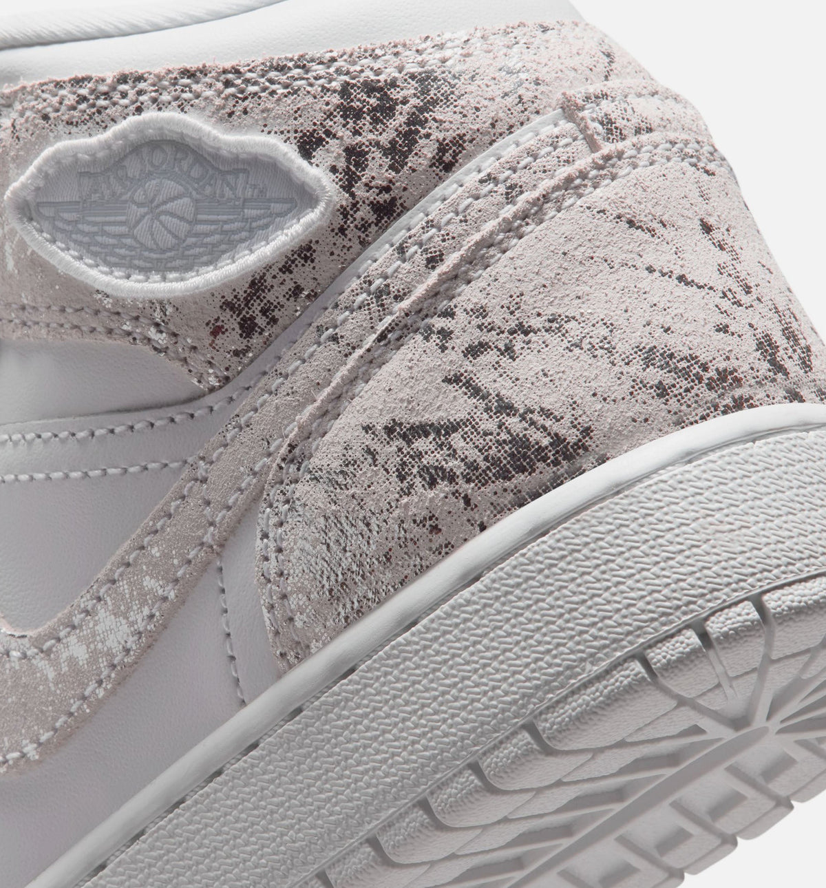 Air Jordan 1 Mid SE “White Field Silver” 大童休闲鞋
