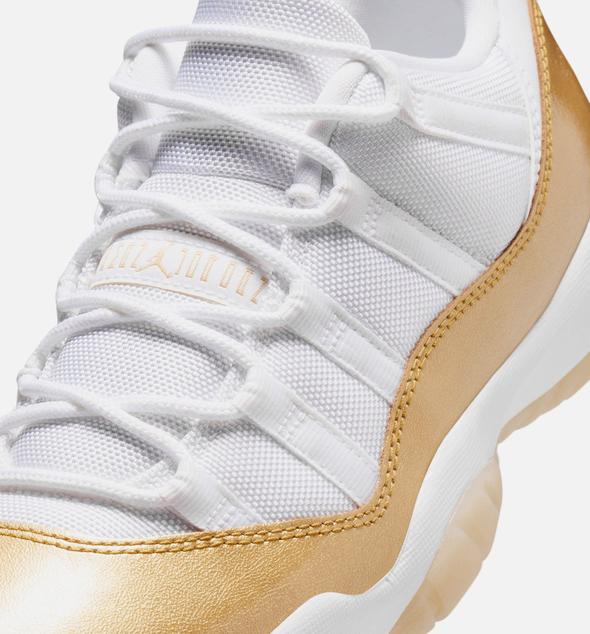 Air Jordan 11 Retro Low “Mother’s Day” 女士休闲鞋