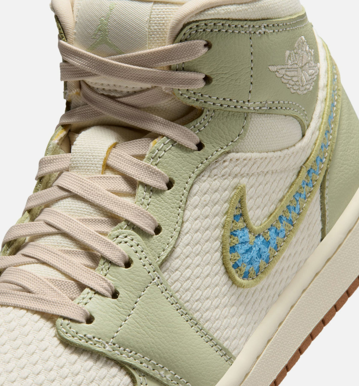 Air Jordan 1 Mid SE Women's Lifestyle Shoe - Olive Aura / Pearl White / Lawn