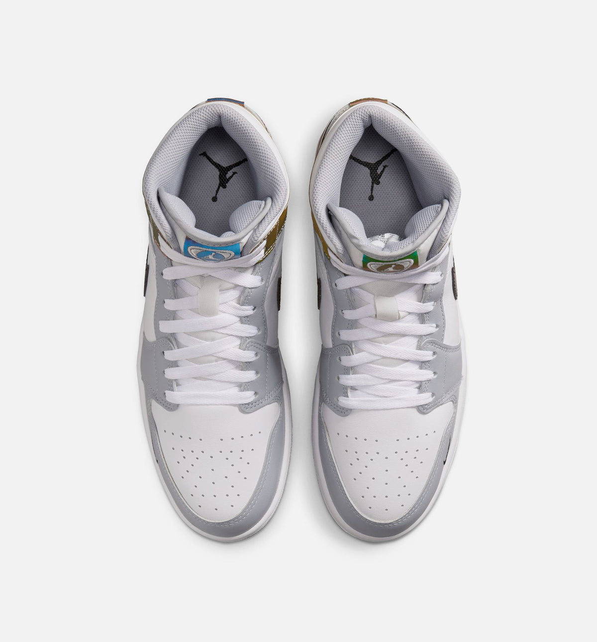 Air Jordan 1 Mid SE “Black White Wolf Grey” 男士休闲鞋
