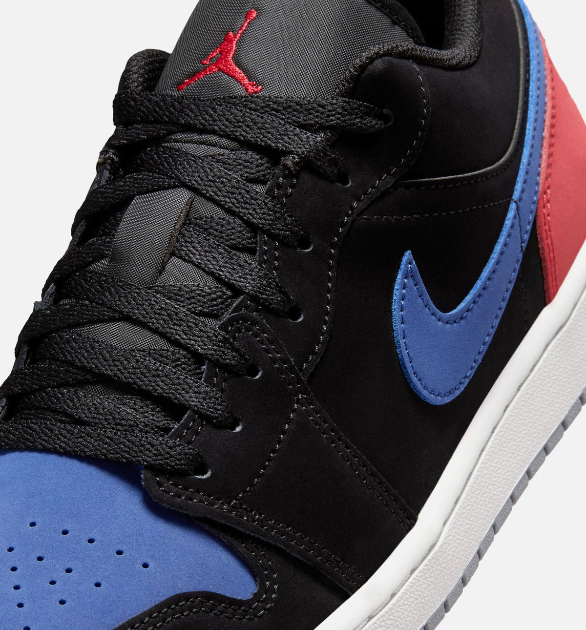 Air Jordan 1 Low “Black/True Blue” 男士休闲鞋